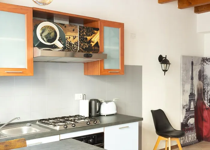 Verona Nest